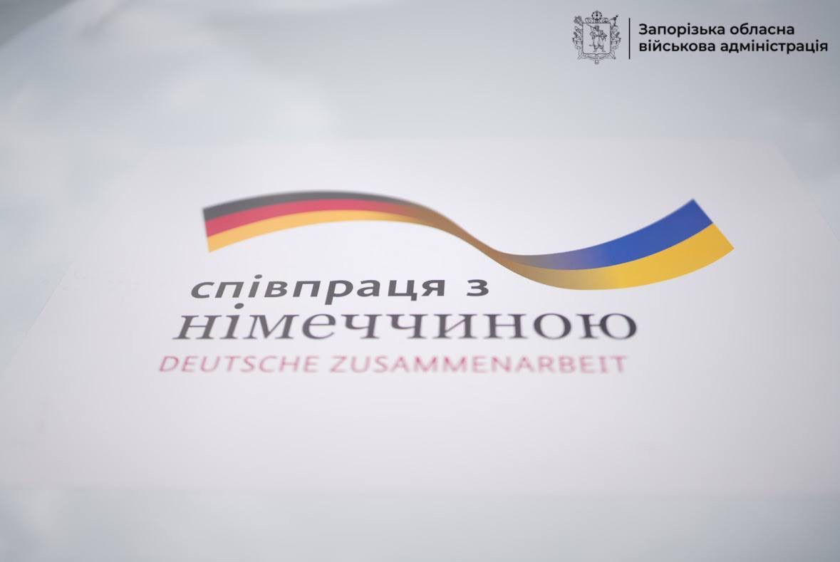 deaidua's tweet image. Financed by the German government, the German Society for International Cooperation (GIZ) handed over four Volkswagen Amarok vehicles which will be used by the Oblavodokanal utility company, the Defence Department of the Zaporizhzhia Regional State Administration and the…