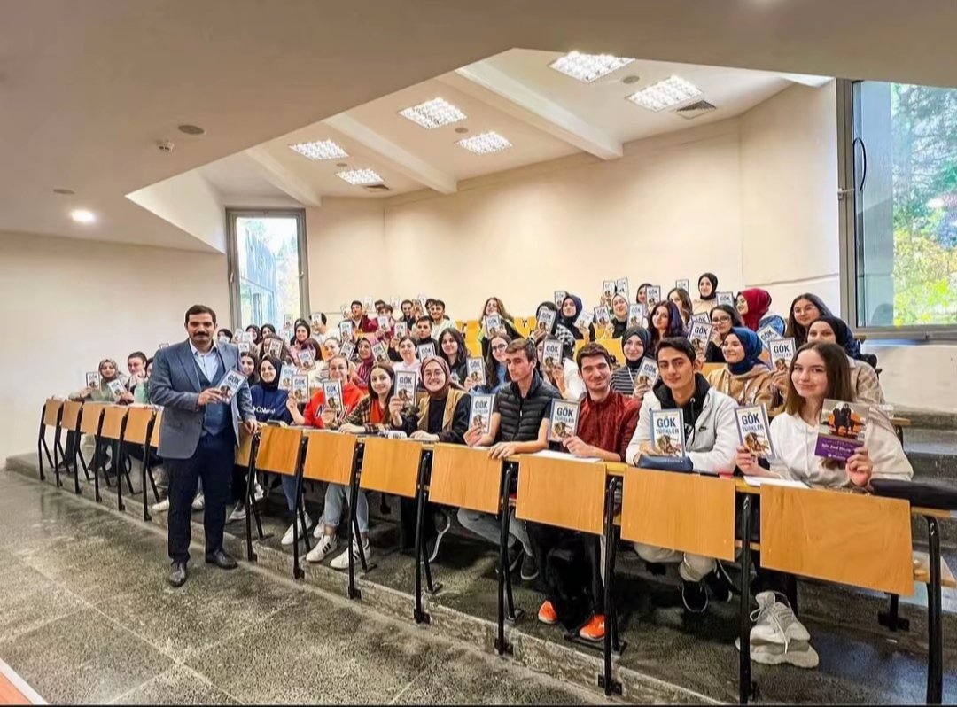 Şehit Akademisyen Doç Dr SİNAN ATEŞ 🇹🇷 
#SinanAteş
#SinanAteşİçinAdalet
#SinanınAteşiHepiniziYakacak