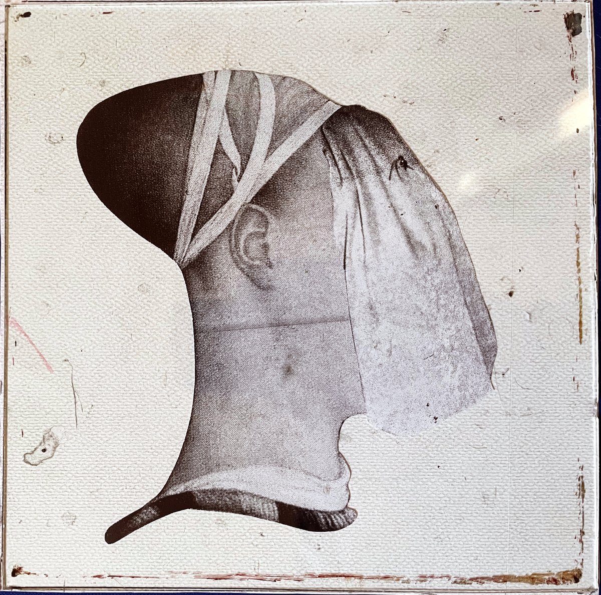 JohnDummett4's tweet image. head with handkerchief