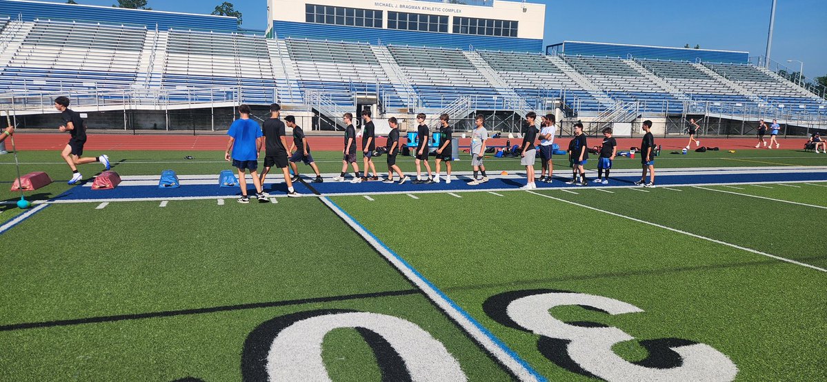 Great first couple days of Northstar Camp! Big shout out to the campers and our Varsity Player coaches for working hard in the hot weather.
Great Day to be a Northstar 🔵🟢
<a href="/CossCoach/">Coach Coss</a> <a href="/JJ_Razmovski/">JJ Razmovski</a>