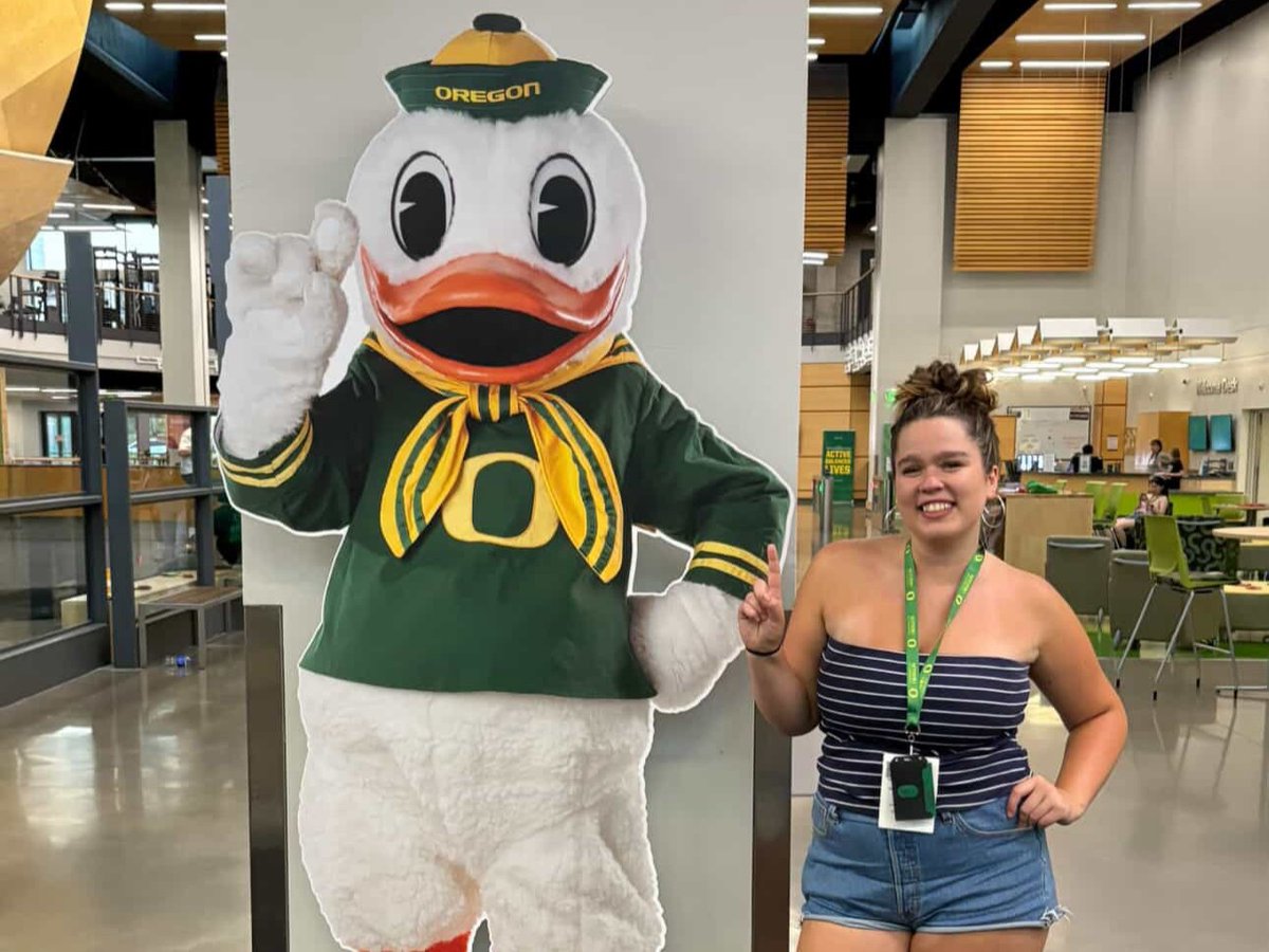 CallMeADuck's tweet photo. New nest, who dis? #IntroDUCKtion ππ
Share your favorite photos with us @callmeaduck for a chance to be featured π²
#OregonBound https://t.co/clNok1tZoj