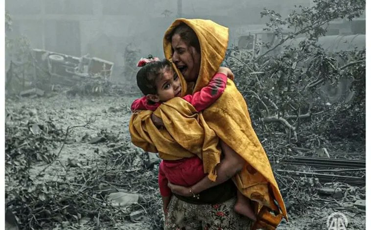 Cada hora, Israel mata a una mujer o infancia en Gaza
Más de 20.000 mujeres y niñas palestinas han muerto en el genocidio israelí, según un nuevo informe de Euro-Med Human Rights Monitor. Eran madres, hijas, médicas, maestras, trabajadoras, estudiantes y líderesas.