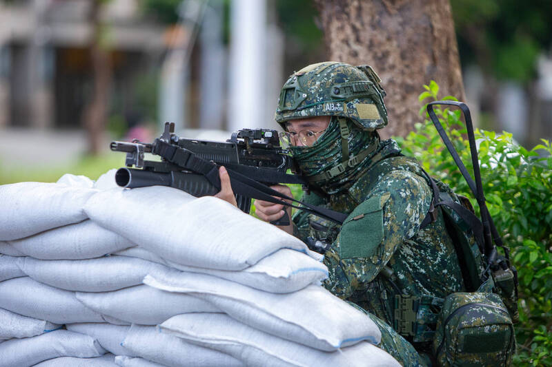 The 🇹🇼Republic of China Army Guandu Regional Command conducted anti-landing exercises on 7/15.

The Guandu Regional Command is tasked with defending the capital region in northern Taiwan.

(China Times)
