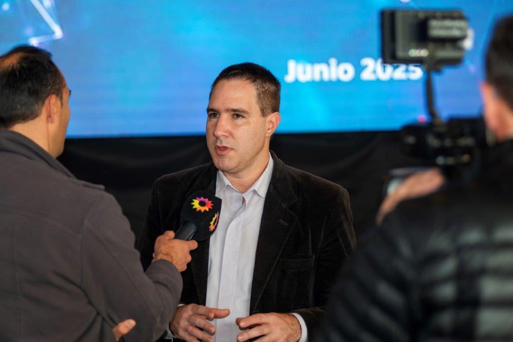 CCISBB's tweet photo. CONEXIÓN EMPRESARIA. EL EVENTO DE LOS SECTORES PRODUCTIVOS DE BAHIA BLANCA Y LA REGION . 
Enterate de  todos los detalles y mirá todas imágenes ingresando en https://t.co/W1K7WHvupQ https://t.co/xughkqi08L