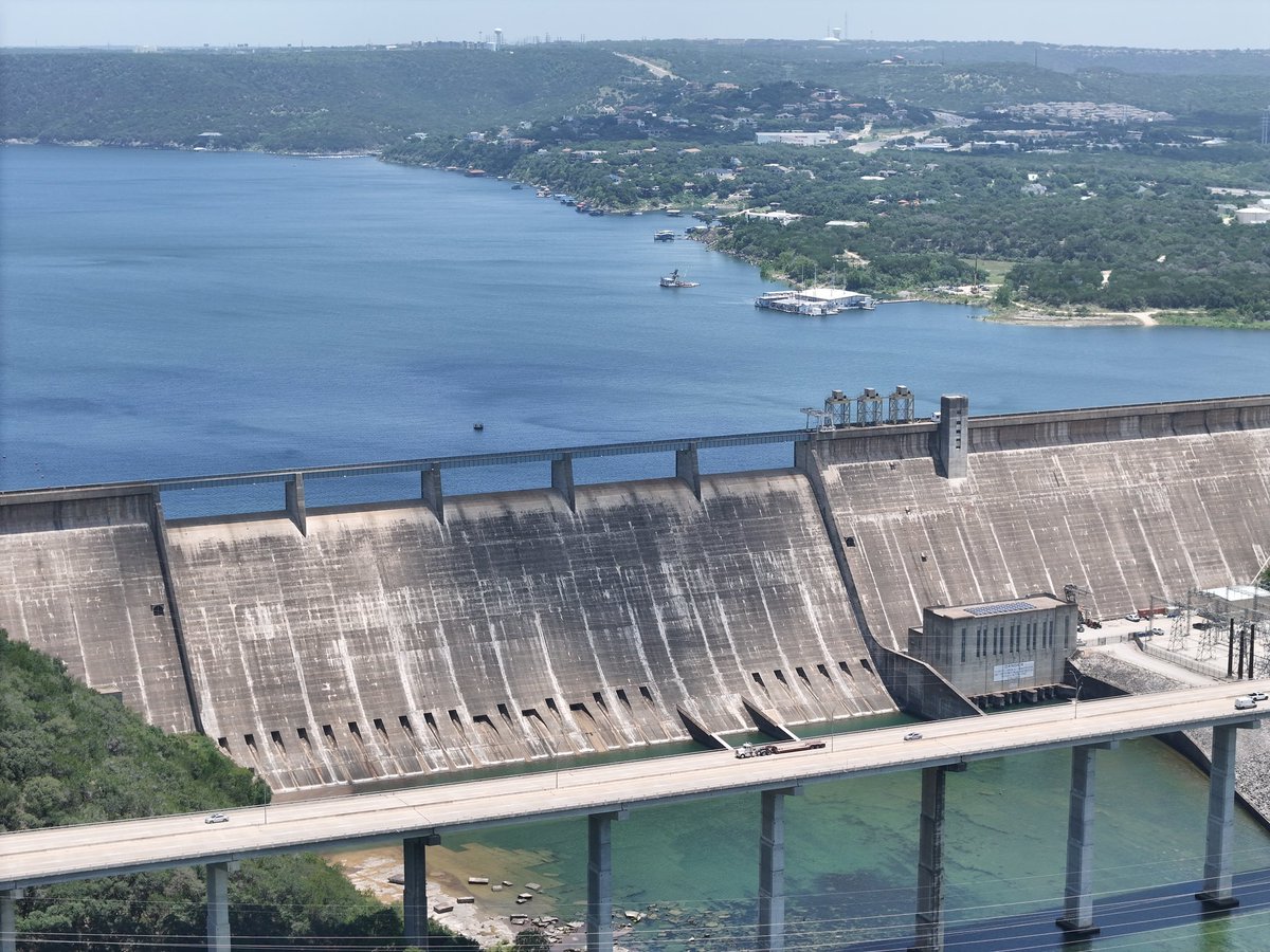 Mikep29's tweet image. Wonderful to see a nearly full Lake Travis. Some drone shots I took today. #laketravis @ChikageWeather @JDarensbourgWx @averytomascowx @Hunt_Wx