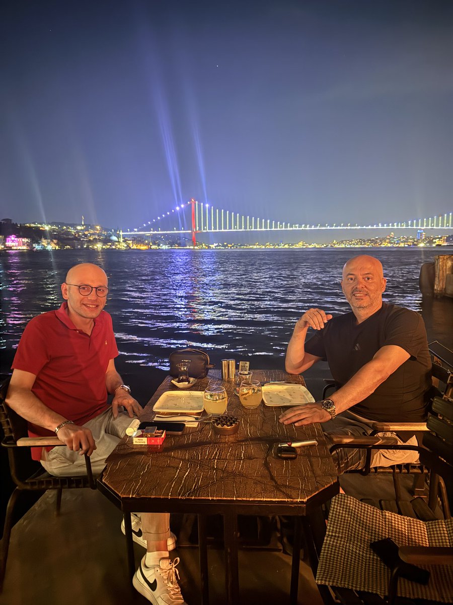 Birazdan Osman Saraç (<a href="/Osmansaraccc/">Osman</a>) ile canlı yayındayız.