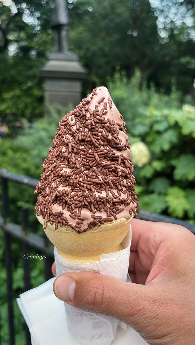 Ray's Candy Store (@rayscandystore) on Twitter photo 🌡️MAYBE YOU'D LIKE TO STOP BY FOR SOME ICE CREAM?🍦
That kind of day. <a href="/RaysCandyStore/">Ray's Candy Store</a> has got you covered.
See you soon. 🌡️MAYBE YOU'D LIKE TO STOP BY FOR SOME ICE CREAM?🍦
That kind of day. <a href="/RaysCandyStore/">Ray's Candy Store</a> has got you covered.
See you soon.