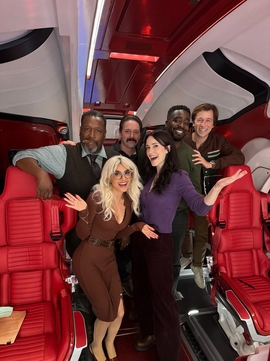 Wholesome on-set moments with our #Superman dream team 🫶 Have you seen it yet?

📸: James Gunn &amp; Rachel Brosnahan via Instagram.