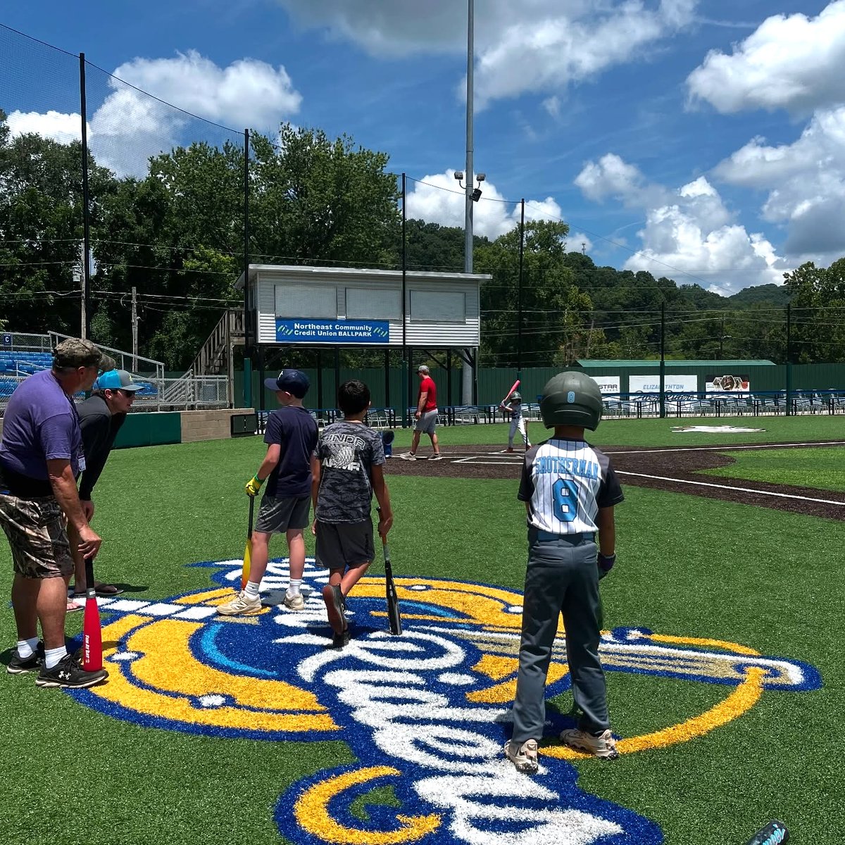 randyboyd's tweet image. Proud of @elzriverriders for teaming up with Carter County Drug Prevention for a day of fun and purpose. A great reminder that baseball builds community and helps keep kids on the right path. Well done!