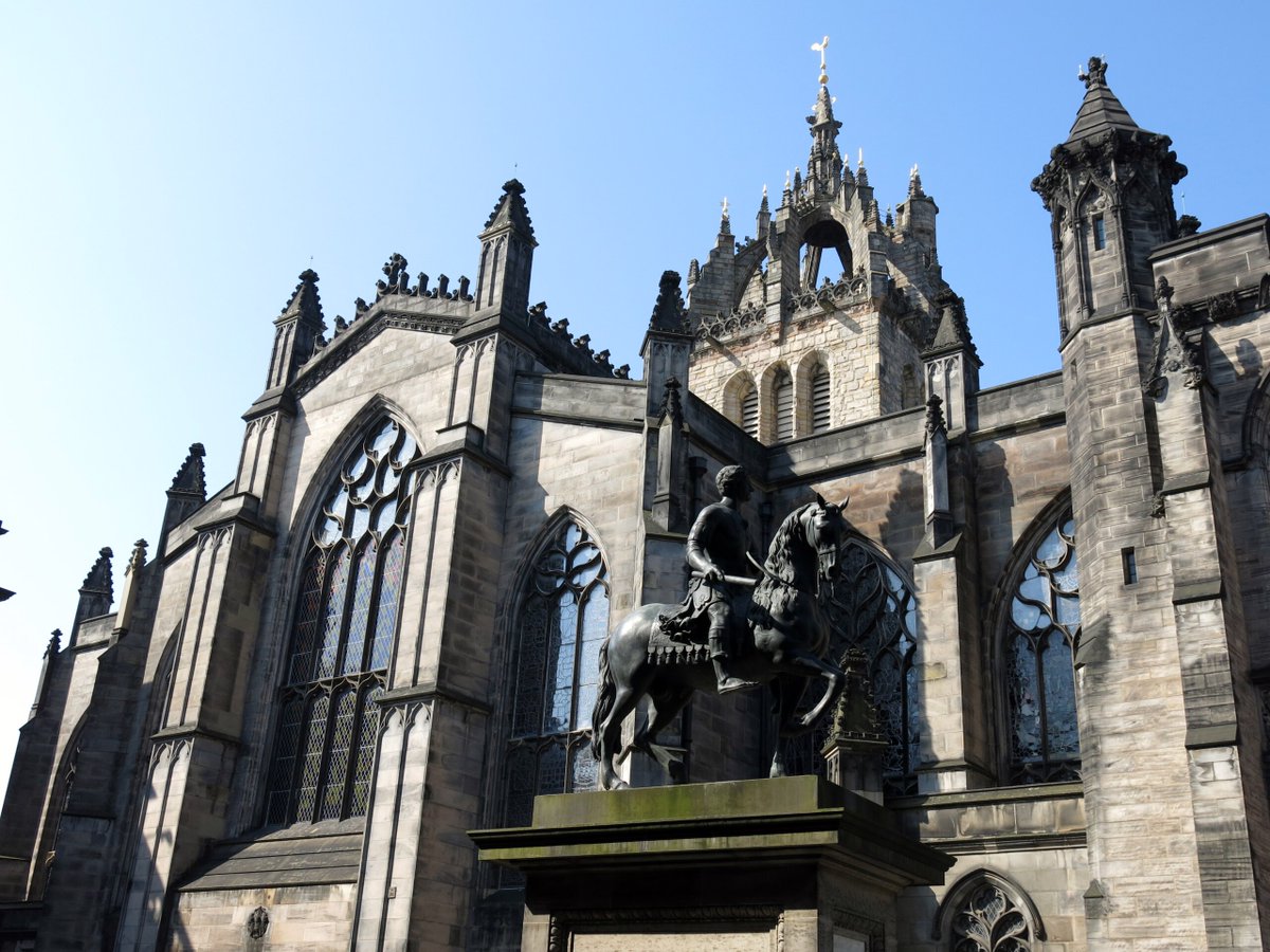 EdinDiocese's tweet image. ✨Launching 24th July is the Edinburgh City Centre Churches Trail!
It features the @churchscotland, RC Archdiocese of @archedinburgh, and @secsynod!
All welcome to the inaugural Trail Walk, leaving @StGilesHighKirk at 10.30am on 24/7.
📷 Enric/Wikimedia Commons