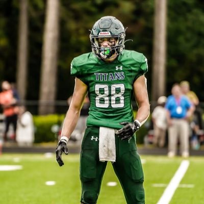 CBS6SportsSean's tweet image. Per HC Sam Mickens, Trinity (@tesfootball) standout Tight End Sam DeFrancesca (@Sam_DeFran2026) has committed to Richmond (@Spiders_FB) as part of their 2026 class!
@CBS6 @TES_Athletics @ballcoach98
#FSFCBS6 #FinalScoreFriday