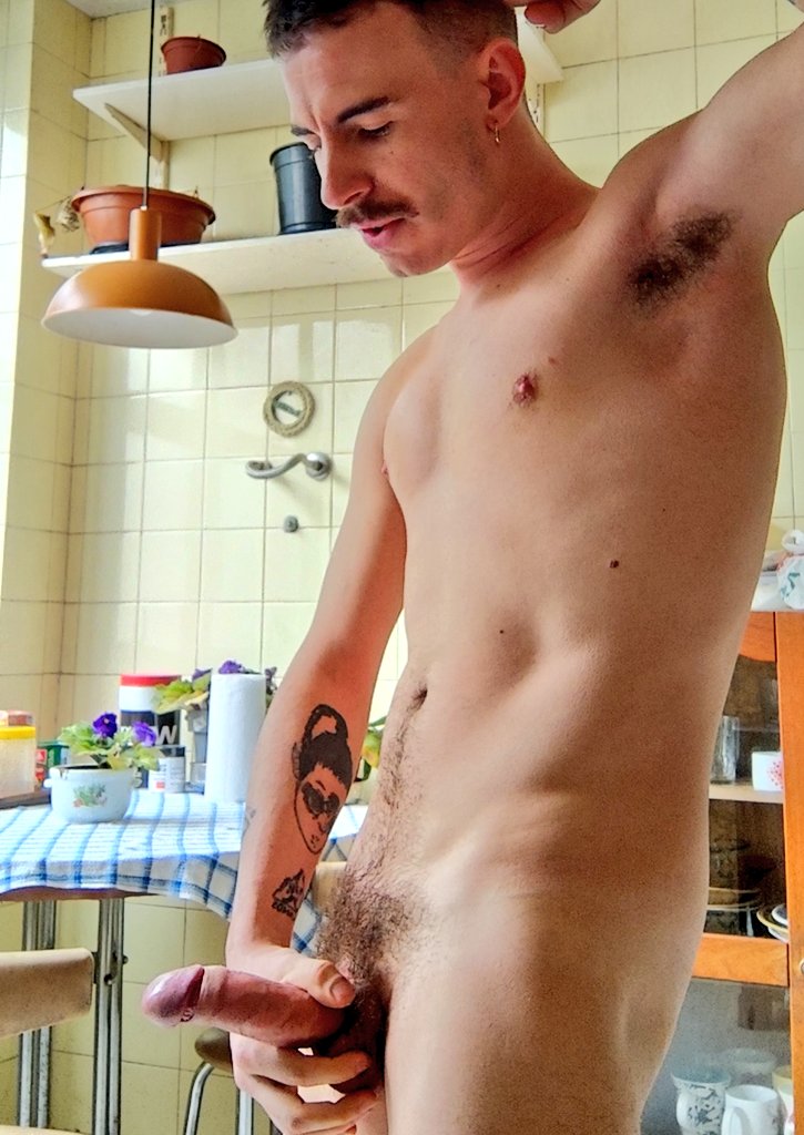 slut_boy25's tweet photo. 🍆😈 https://t.co/TAZ76t9an6