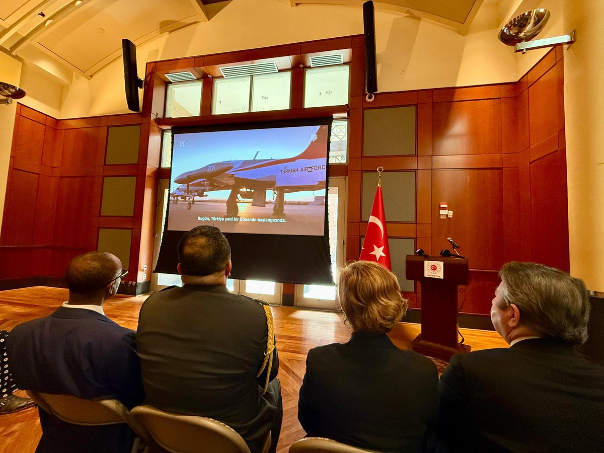 azembassyus's tweet image. We were honored to join the July 15 Democracy and National Unity Day ceremony at the @TC_VasingtonBE .
@azembassyus diplomats stood in solidarity to commemorate the bravery and unity of the Turkish people. 🇦🇿🇹🇷
#15Temmuz #DemocracyAndUnity