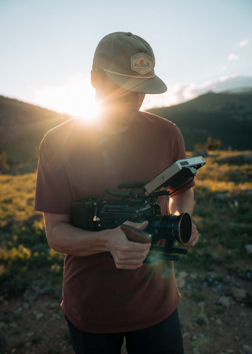 Lensrentals.com tweet media