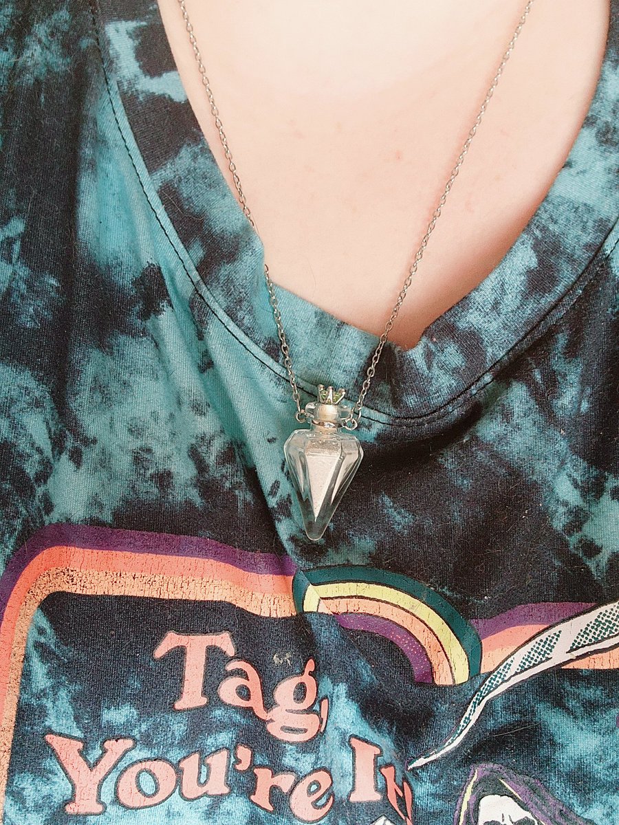 Moth_Rotted's tweet image. Got my urn necklace for my brother, I still need to pick out an urn for the remainder of his ashes tho