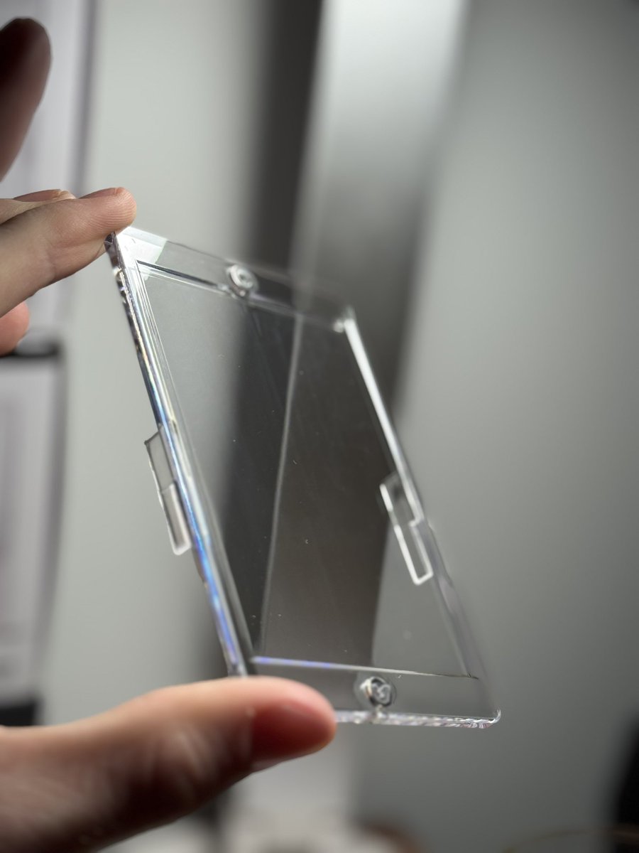 vaultedcollect's tweet image. June 2, 2025: “Some nights, I like to sit at the office desk and simply be with the product.
While a big part of a physical product’s value is functional, there’s an emotional side that often goes unnoticed — unless you’re paying attention. In those quiet moments, I let myself…
