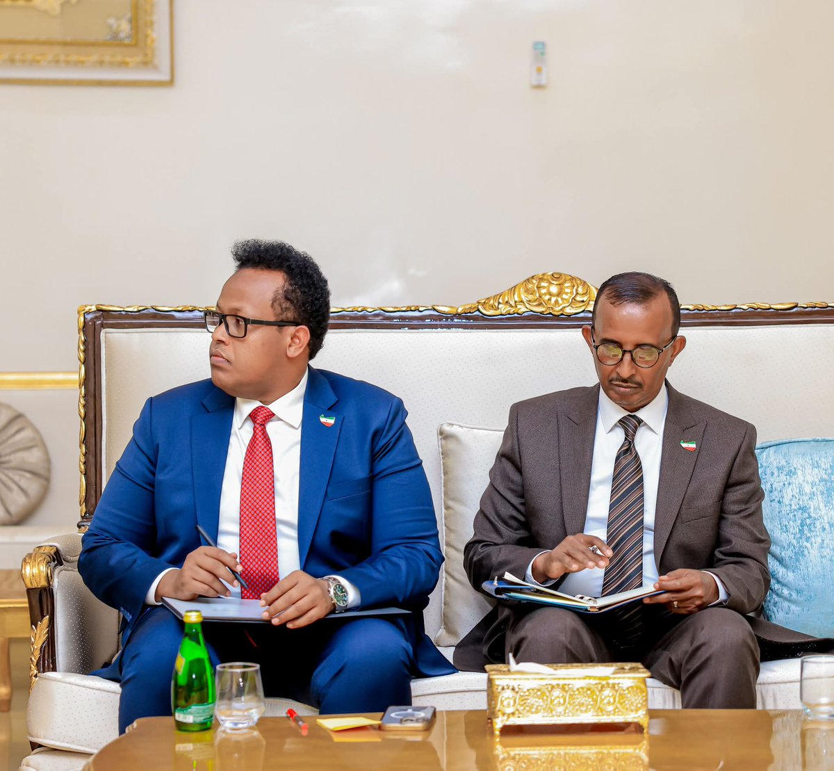 Presidencysl_'s tweet image. Somaliland: President Irro Receives Swiss Ambassador Mirko Giulietti
Presidential Palace, Hargeisa
16 July 2025
His Excellency Dr. Abdirahman Mohamed Abdillahi (Irro), President of the Republic of Somaliland, graciously received today Ambassador Mirko Giulietti, the…