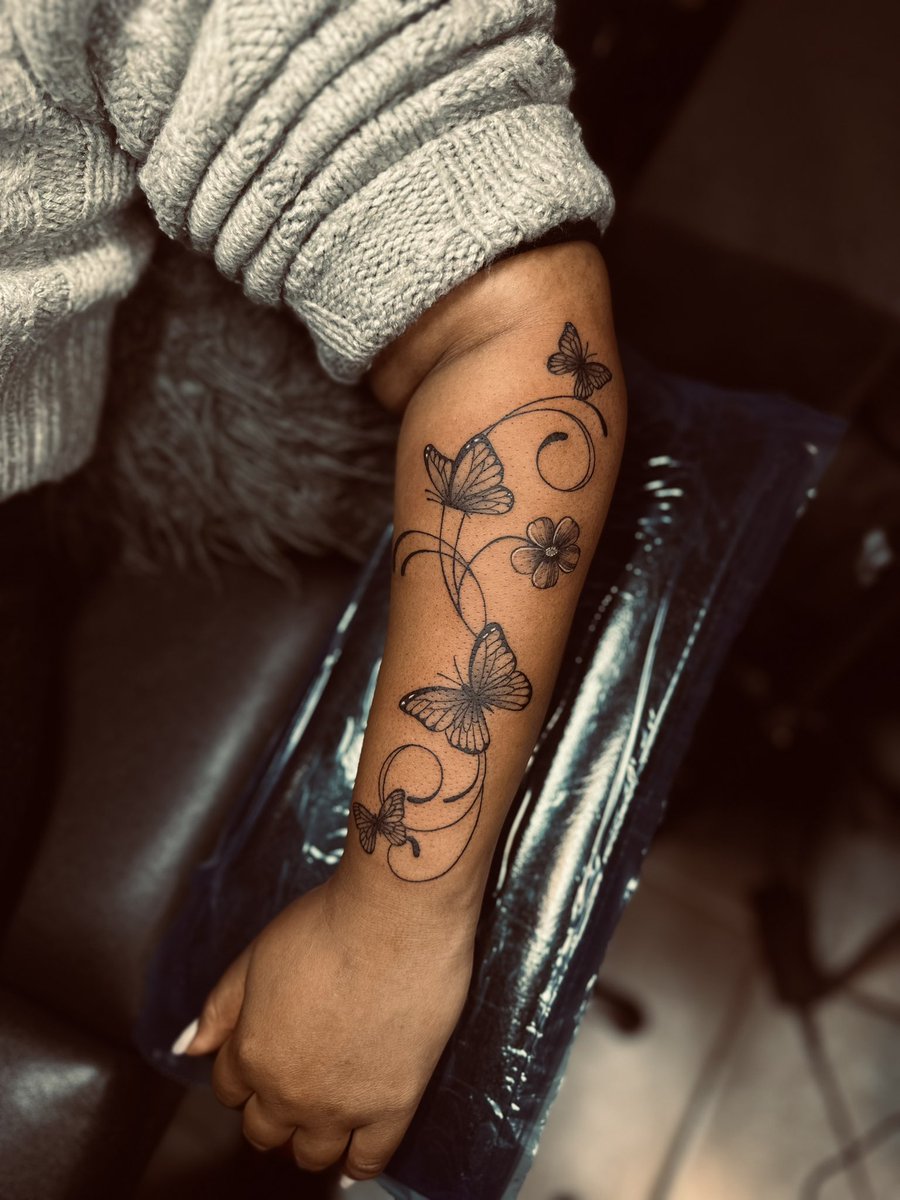 BUTTERFLY TATTOO 🦋 - transformation, freedom, beauty, and rebirth.