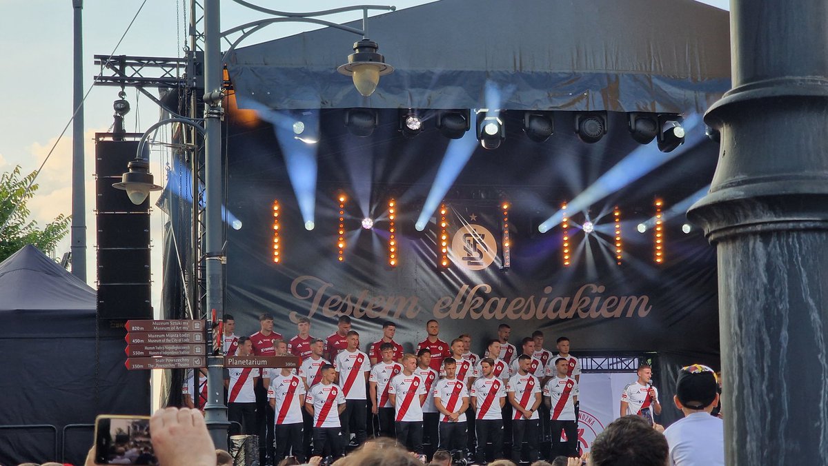 🤍❤️🤍
#JestemEłkaesiakiem 
#JestemEłkaesianką 
#ReprezentacjaŁodzi