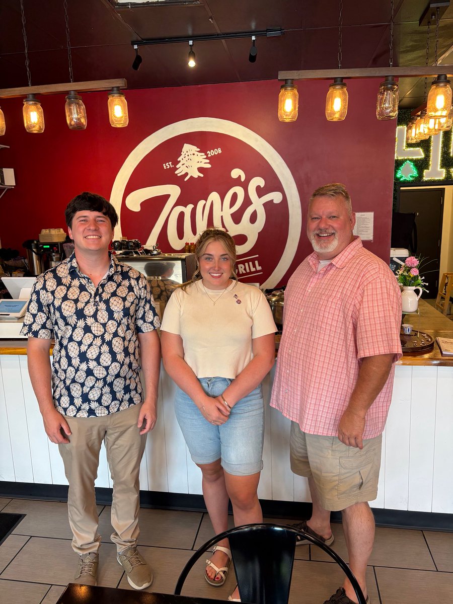 breannajmaher's tweet image. Great 2nd day tabling at the Ottawa County Fair! 🇺🇸
Also met with Lucas County Chair Tim Brentlinger and NW Ohio Young Republican Leader Charlotte White.
We are excited to collaborate and do big things for Toledo, Ohio & the surrounding areas!
@TPAction_ @TPACoalitions