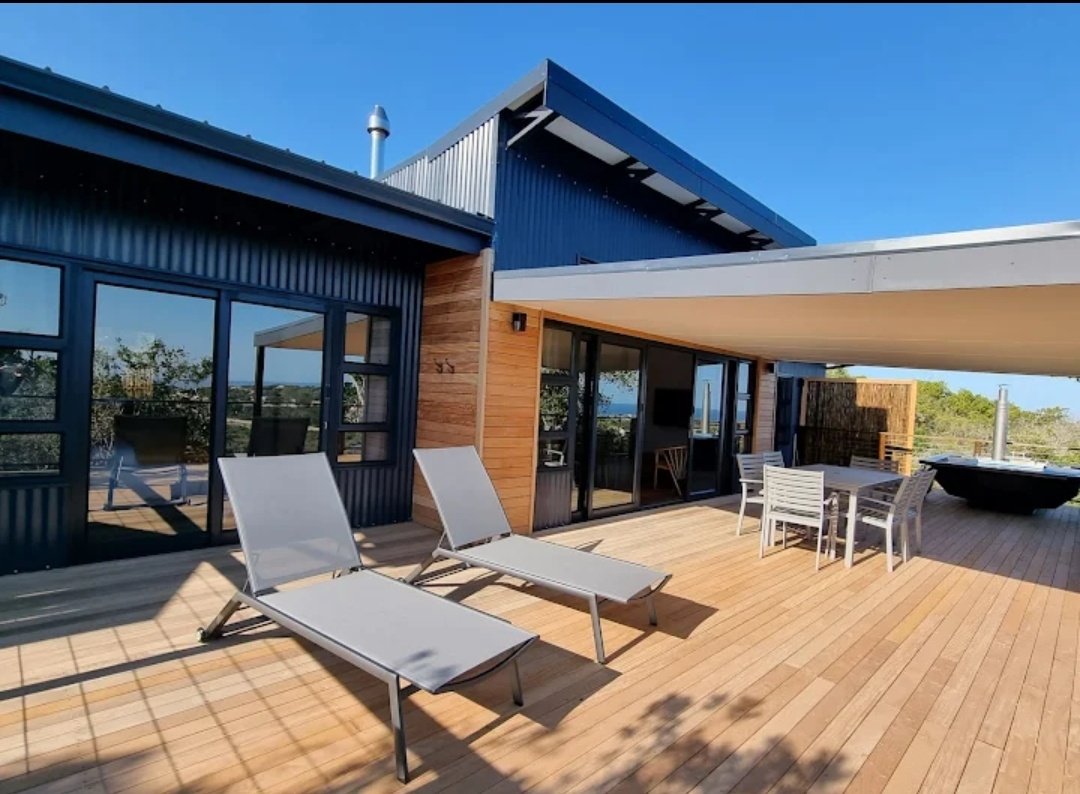 PryvateFigure's tweet photo. Edge of eden!
A popular destination in the Garden route,Western Cape.
Spacious and fully equipped for families.
#travel #traveling #VacationVibes #vacation #travelwithme #accommodation #travelingmode
#inimba
Mswati Mkhwanazi Mfundo Vilakazi Londie Cutting Edge
Kaizer Chiefs https://t.co/yQ2menukzV