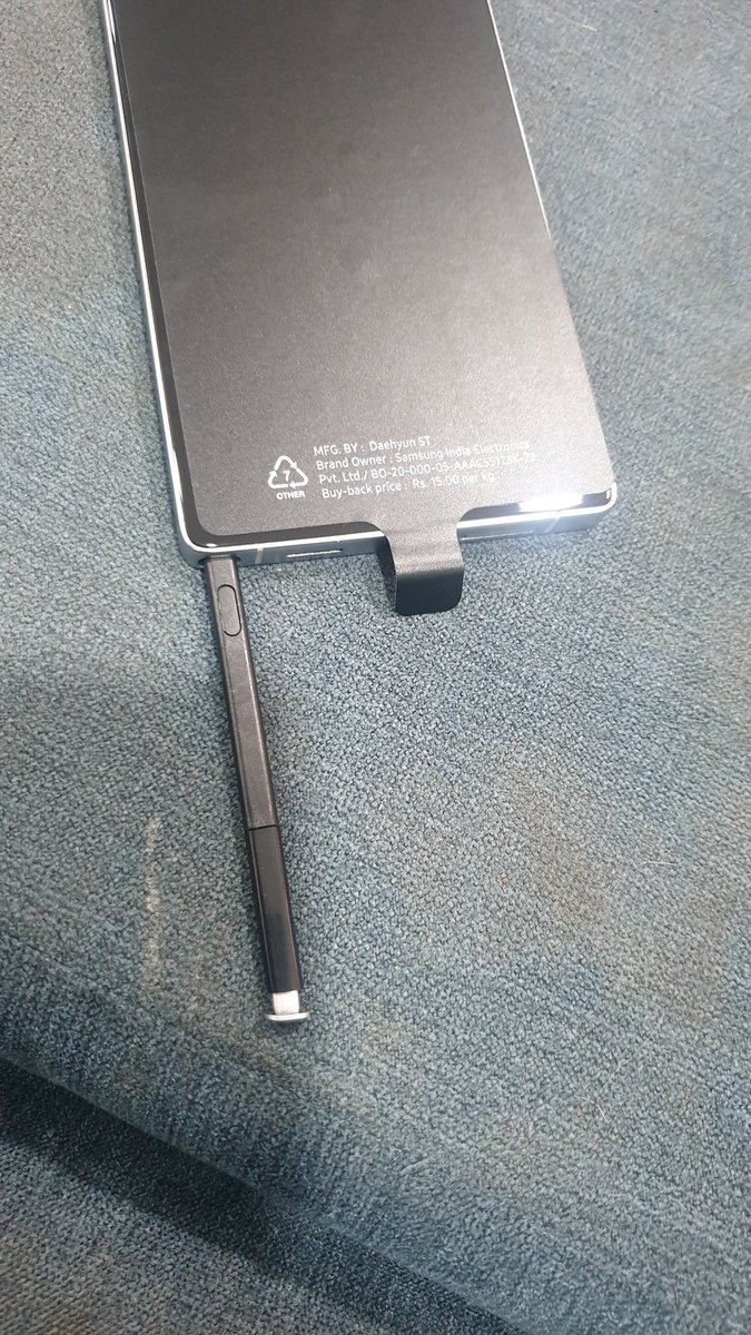ProtyushD's tweet photo. @amazon amazonIN  #AmazonPrimeDay ... Received a Fake S25 Ultra from Amazon .. Fulfilled by Amazon Order:405-3345181-5961940... sold by CLICKTECH RETAIL PRIVATE LIMITED (Amazon Funded Company)... please refund my hard earned tax paid money... https://t.co/FYnfNjXE2b