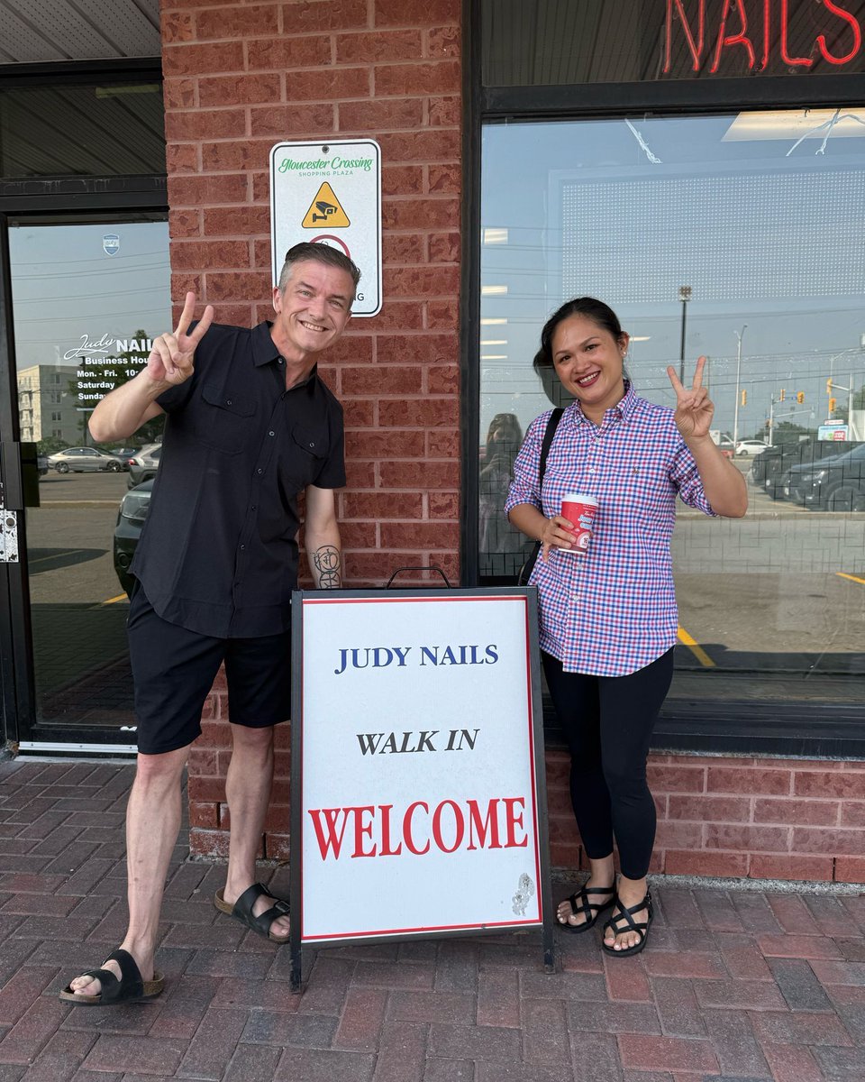 TimTierney's tweet image. Big smiles and good vibes at Judy Nails today! We’ve got a profile piece coming soon on this beloved local spot.
In the meantime, check out their work here:
👉 judynailsottawa.com
📍 2200 Montréal Rd, Gloucester, ON K1J 6M5
Stay tuned!
-
Que des sourires et de la bonne…