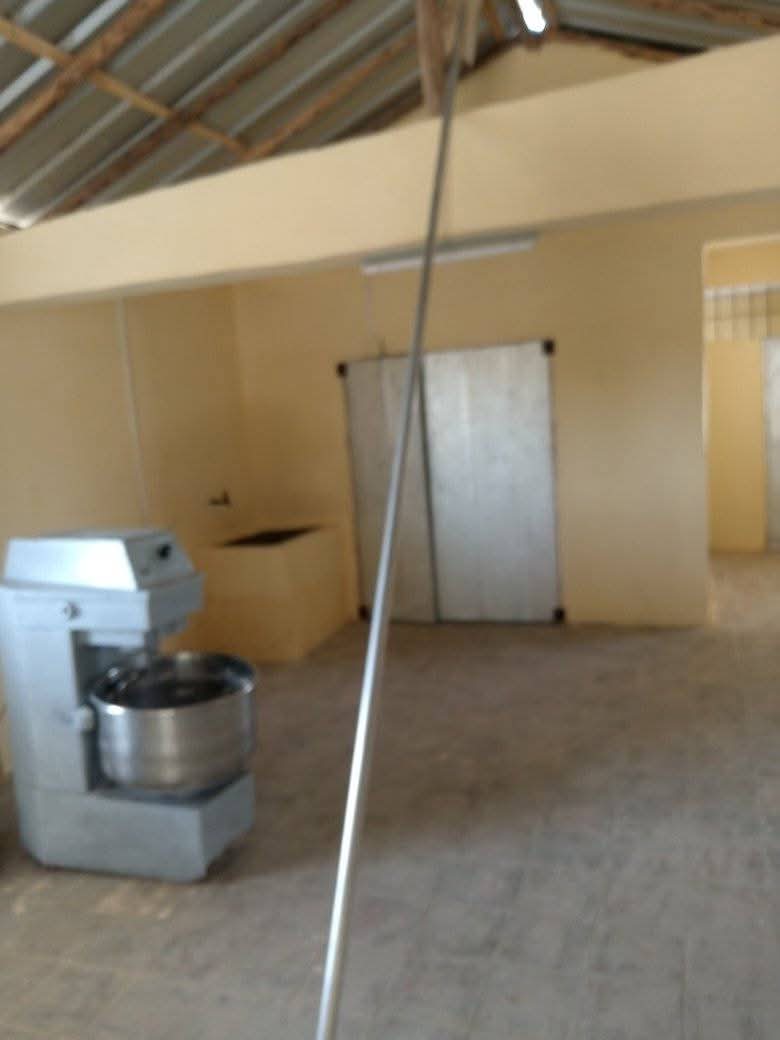 Un esfuerzo colectivo desde #Banes #Numa y
Gracias al trabajo conjunto de autoridades locales, técnicos y panaderos  comprometidos, se logró rehabilitar un centro para producir pan. Se construyó  un horno tradicional, se optimizó el uso de recursos