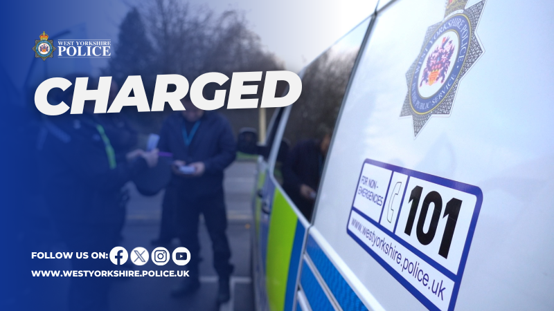 WestYorksPolice's tweet image. We have this evening charged seven men with the murder of Shahmus Hussain in Dewsbury's Crown Nest Park on Saturday.
More: westyorkshire.police.uk/news-appeals/s…
We continue to appeal for information.
☎️101 or Crimestoppers 0800 555 111
💻westyorkshire.police.uk/LiveChat
➡️ Ref 1860 of 12/7.
