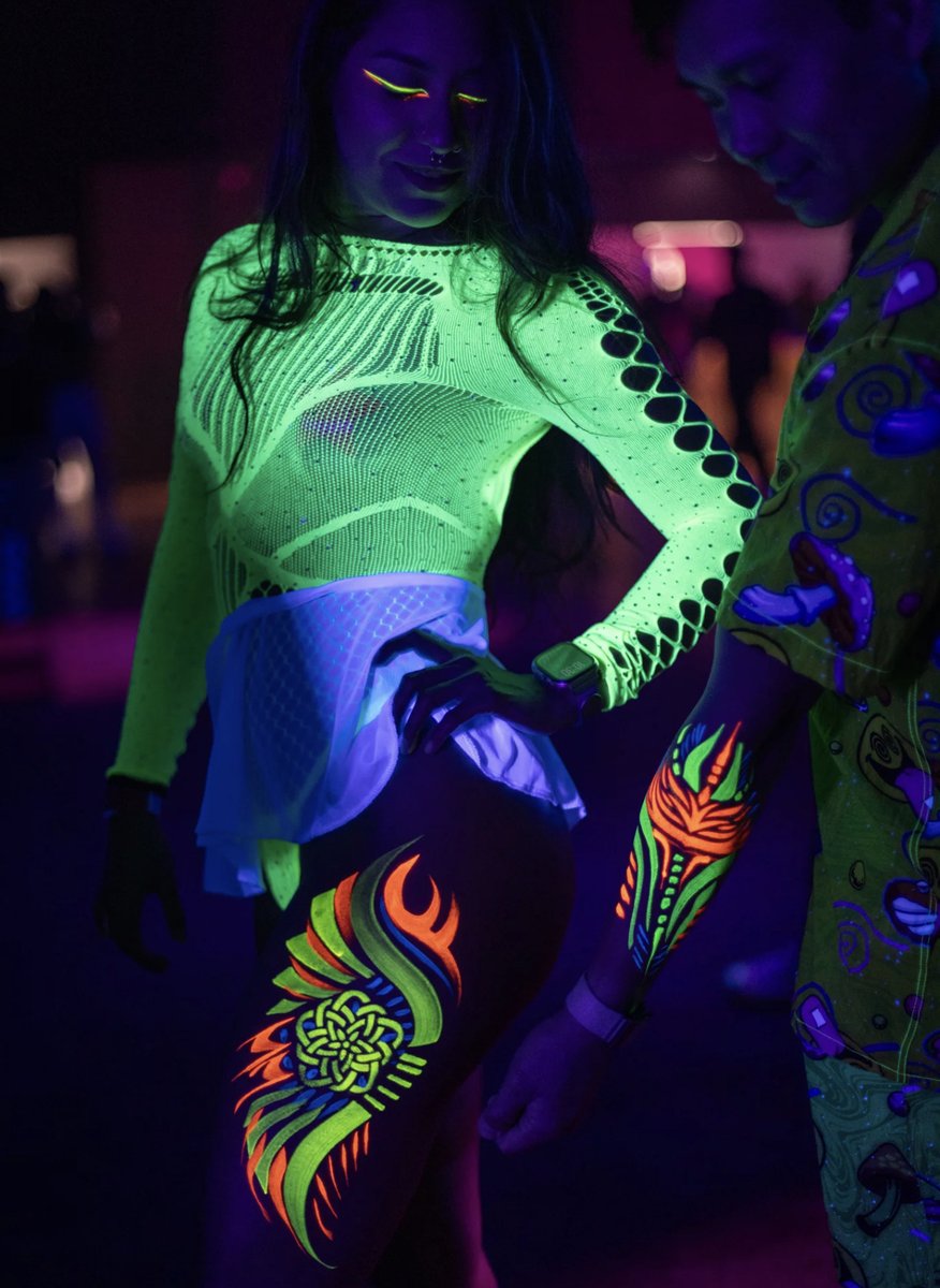 THIS Saturday in Dallas get painted by professional face + body painters 🎨

We have over 500+ RSVPs already!

Get your FREE ticket now ⬇️

SoundersDallas.com 🎫