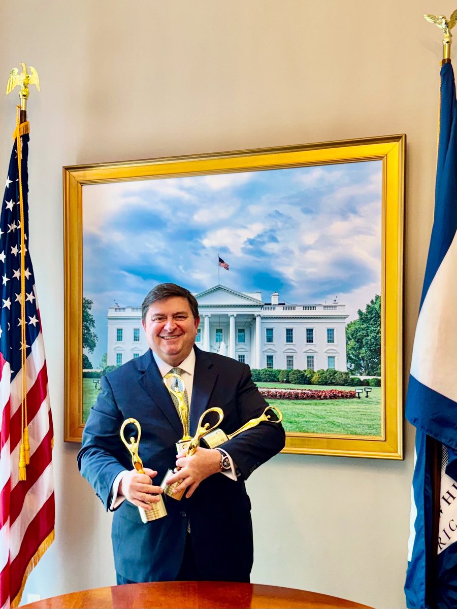 Another collection of awards for the White House 1600 Sessions, our monthly video podcast with over 100 episodes available!