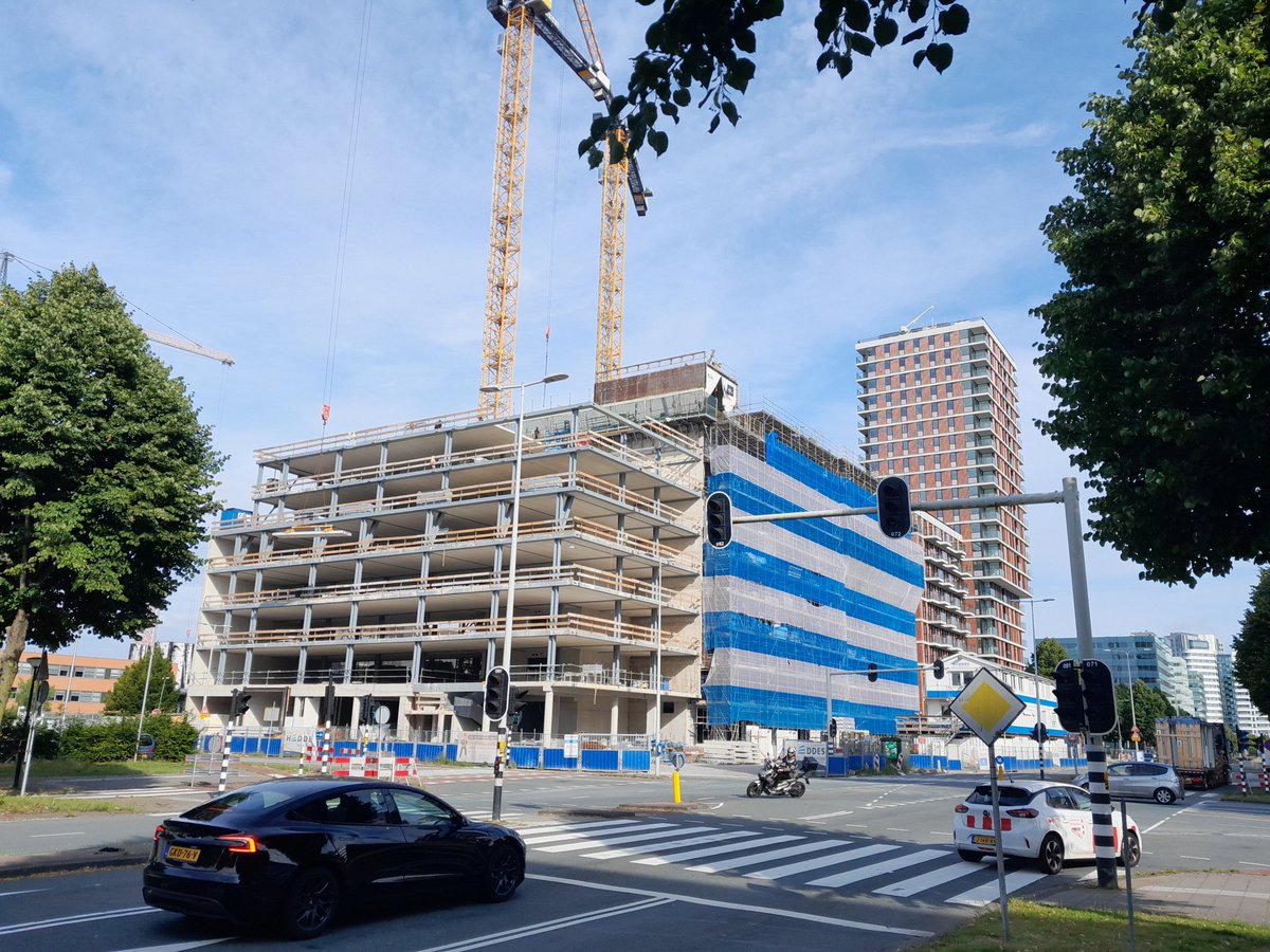 Weer een nieuwe woningbouwproject <a href="/adamzuidoost/">Amsterdam Zuidoost</a> Op de Hessenbergweg <a href="/HeddesBenO/">Heddes Bouw & Ontw.</a> <a href="/hoog500/">hoog500</a>