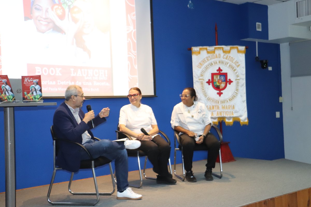 USMApanama's tweet image. Hoy se llevó a cabo el lanzamiento de Historias detrás de una receta junto a la Chef Paola Meneses, la Chef Fifita Bichili. 🎉🎉
Felicitamos a las chefs por su dedicación y compromiso en este proyecto que rescata nuestras tradiciones culinarias.
#yosoyusma #usmapanama…