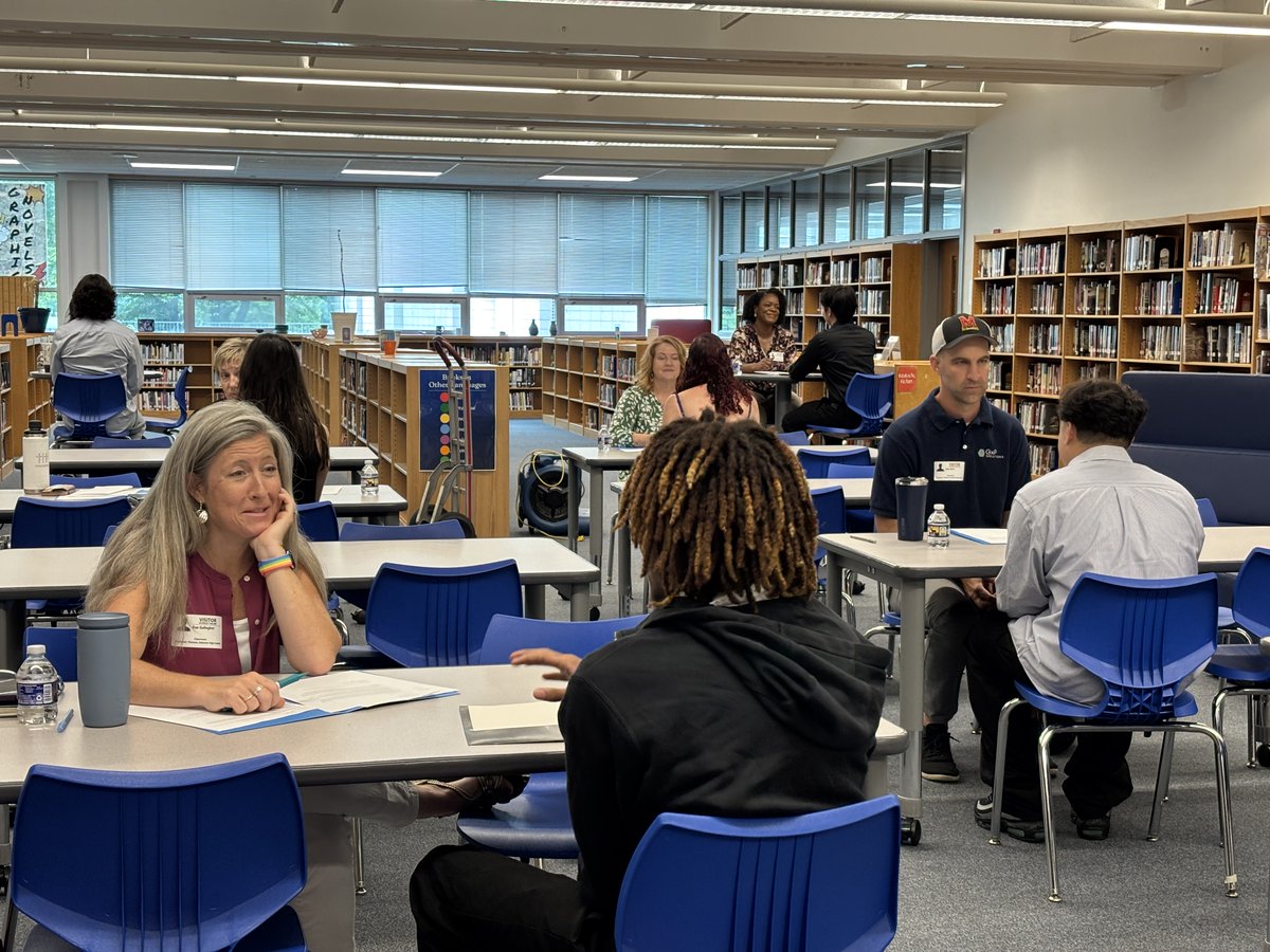 FredCountyExec's tweet image. My team was honored to participate in last week's Mock Interviews with @FCPSMaryland and @shipfrederick's New Horizons Summer Academy. This event allowed high school seniors to showcase and improve their interviewing skills. I heard that my team had some outstanding interviewees!