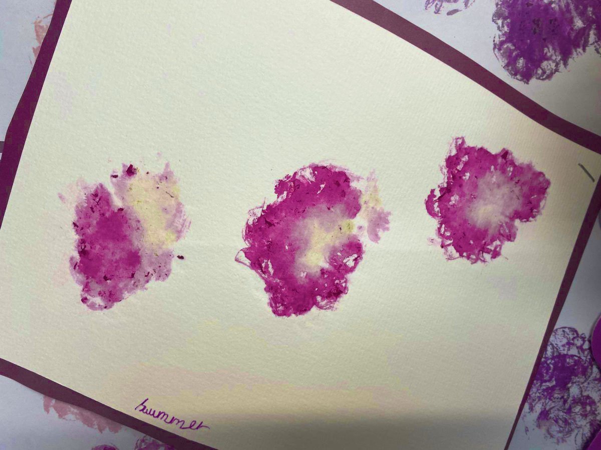 LisieDavies's tweet image. Such a stunning display from our Year 2 children at @RodbourneCheney where they explored ‘flower pounding’ as part of their art learning. They’ve created some truly unique and beautiful pieces of art 💜🌺
#primaryart #edutwitter #creativecurriculum
