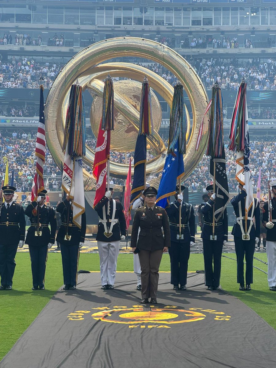 FLGuard's tweet image. On July 13, Sgt. Emily Nichols of the Florida National Guard’s 13th Army Band performed the national anthem before a crowd of about 85,000, including the President of the United States, at the 2025 FIFA Club World Cup final at MetLife Stadium in New Jersey.
She was accompanied…