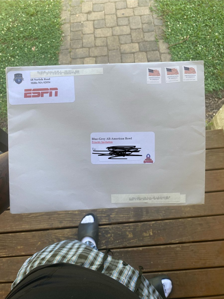 lathan_feemster's tweet image. Thank you @BlueGreyFB for the invitation to the blue-grey all American bowl #AGTG @TDBELL29 @coachherron @KingsMountainFB @KniceINC @CHARLOTTEFOOTB1