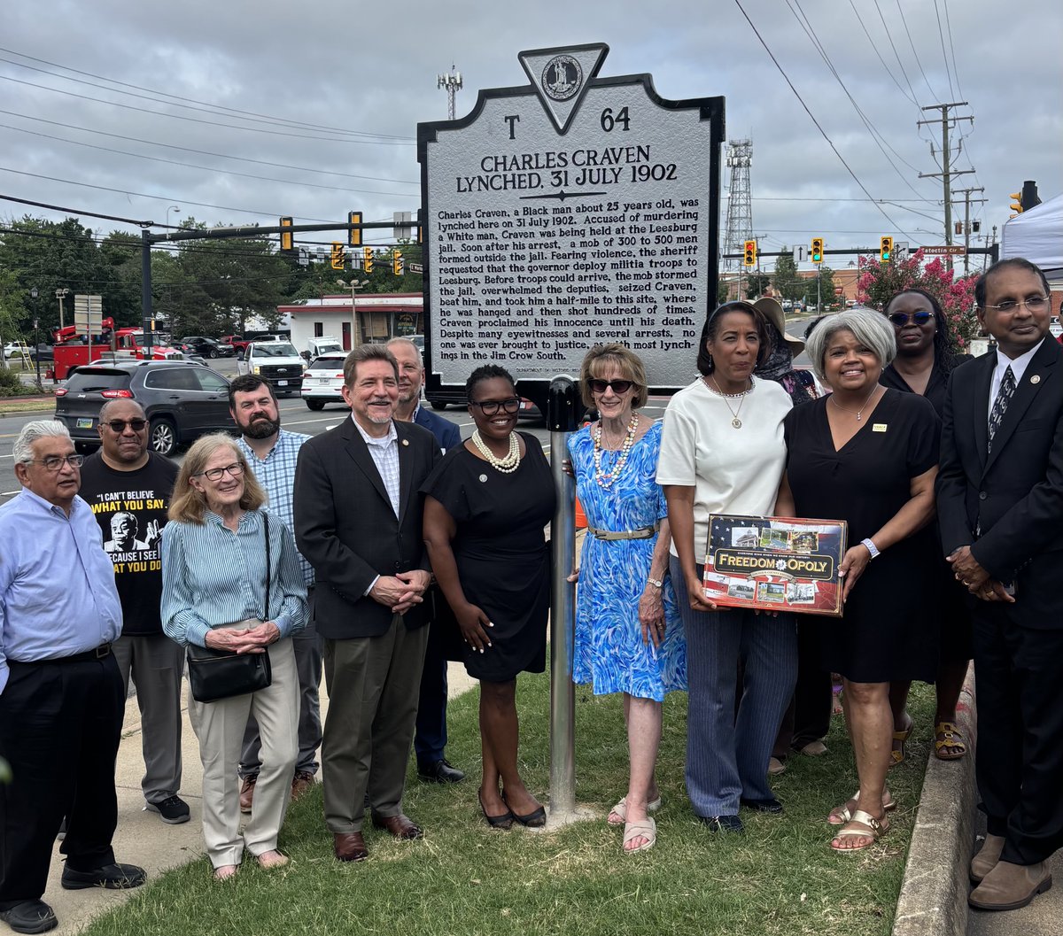 State and local elected officials, alongside members of the NAACP Loudoun Branch and Loudoun Freedom Center, dedicated the first historical highway marker memorializing a lynching in Leesburg and Loudoun County on Wednesday.

Read more here &gt;&gt; bit.ly/40USZpr
#LeesburgVA
