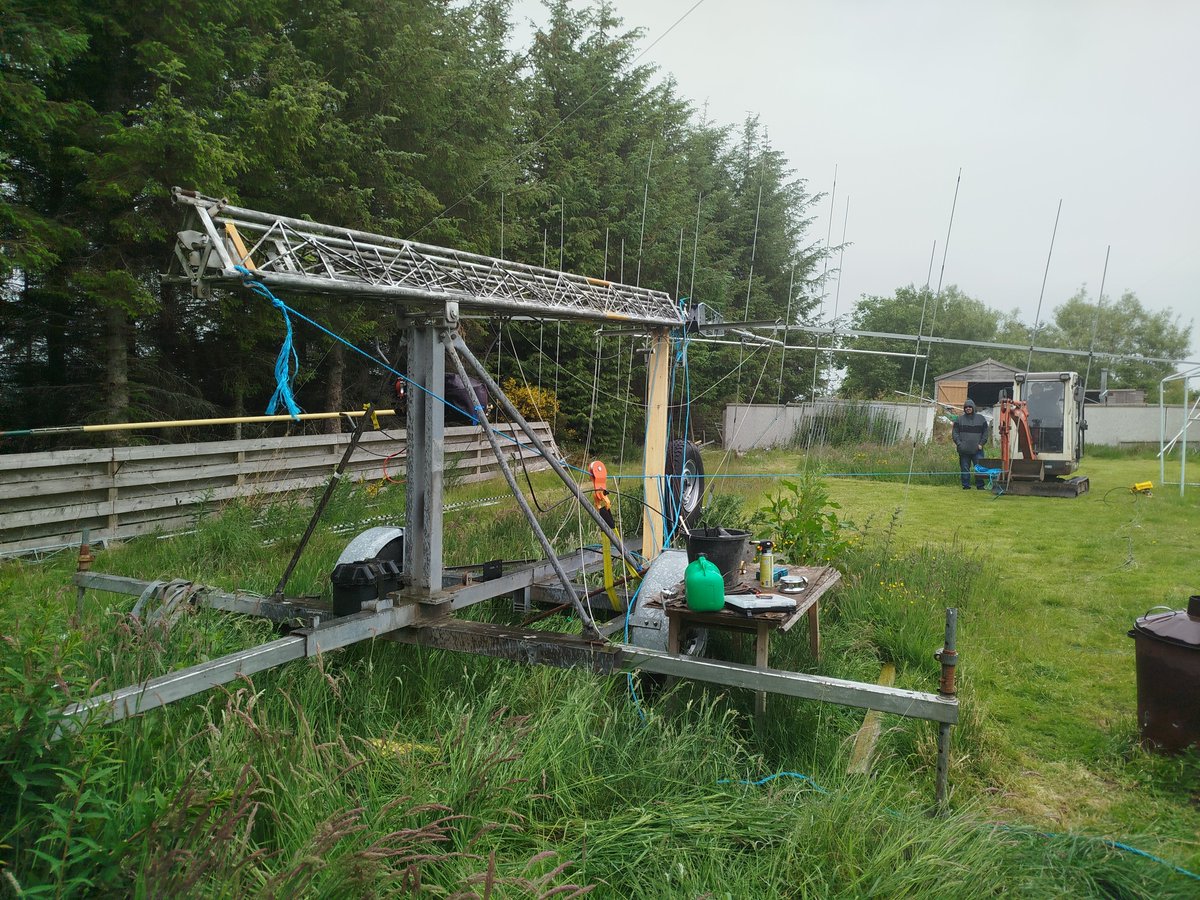 Main mast over for some LNA work. Trailer mast in the background over for cable repairs - hopefully by this time tomorrow they will both be back up and the quad loop will be at the new heights after extending it's support poles. <a href="/2m0sql/">Peter (2M0SQL)</a> #Hamr <a href="/mm/">Morgan</a>
