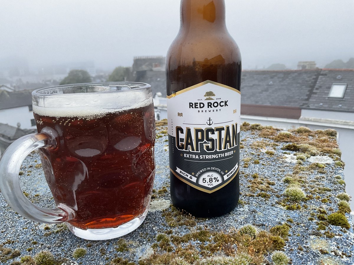 saucerbrain's tweet image. Good beer. Foggy evening.

 Cheers all. 🍻