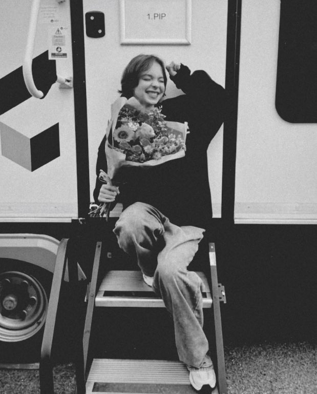 ememyerzs's tweet image. ͏ ͏ ͏ ͏ ͏ ͏ ͏ ͏ ͏ ͏ ͏ ͏ ͏ ͏ ͏
 ͏ ͏ ͏ ͏ ͏ ͏ ͏ ͏fim  das  gravações  da  season  two
 ͏ ͏ ͏ ͏ ͏ ͏ ͏ ͏de  agggtm!  estou  e͟x͟t͟r͟e͟m͟ɑ͟m͟e͟n͟t͟e
 ͏ ͏ ͏ ͏ ͏ ͏ ͏ ͏animada  para  que  todos  possam
 ͏ ͏ ͏ ͏ ͏ ͏ ͏ ͏ver  logo  o  que  vem  por  aí.  🔨
 ͏ ͏ ͏ ͏ ͏ ͏ ͏ ͏