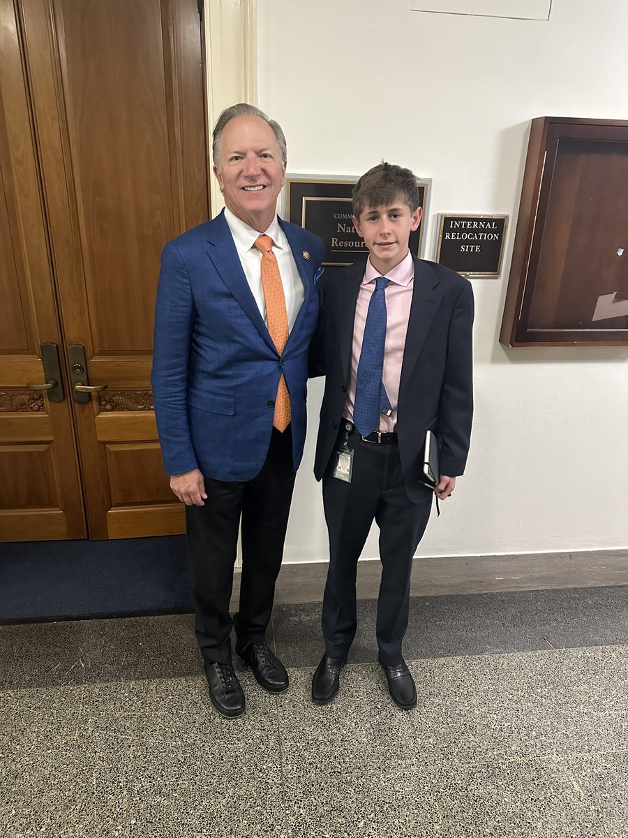 RepBobOnder's tweet image. I had the pleasure to meet Sir Winston Churchill’s Great Great Grandson, Edward, after my testimony to designate America’s National Churchill Museum as a national historic landmark.
Thanks for introducing yourself @Chur23158Edward - you’re a smart young man with a bright future…