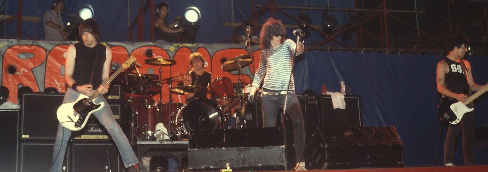 RamonesOfficial's tweet image. On the Pier 84 stage at Hudson River Park in NYC on this day in 1983. The setlist for the night included 32 tracks with 6 encores, ending with “We’re A Happy Family.”
Photo by David Plastik