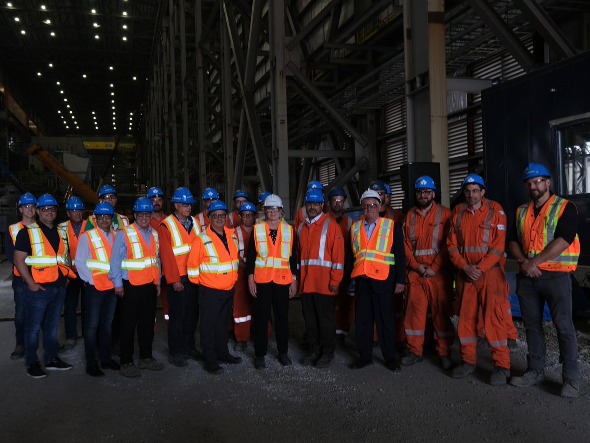 PattyHajdu's tweet image. Steel is the backbone of an independent Canada.
I met with workers and leadership at @AlgomaSteelInc in Sault Ste. Marie to talk jobs, clean industry & Canada’s place in global manufacturing.
#CanadianJobs #NetZero #MadeInCanada