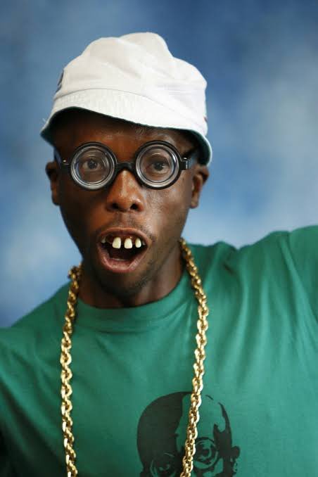 Madluphuthu - Search / X