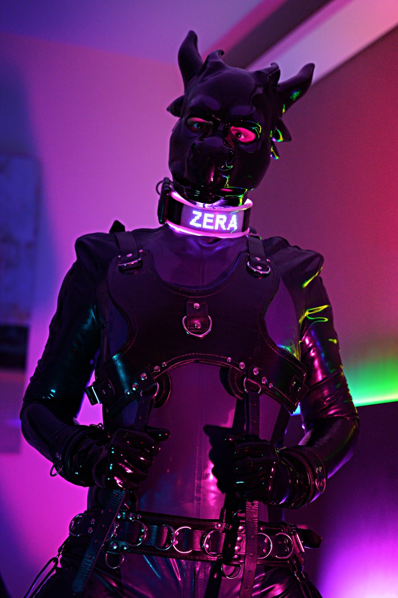 Hello strenger ! Need Something ?

📸<a href="/RikouPitou/">Rikou Pitou NSFW</a>  
#Latex #Rubber #LatexDragon #RubberDragon #LatexFur #RuberFur #Shiny