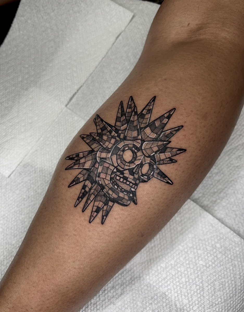 missmilkton's tweet image. tattooed the disco skull from scooby doo