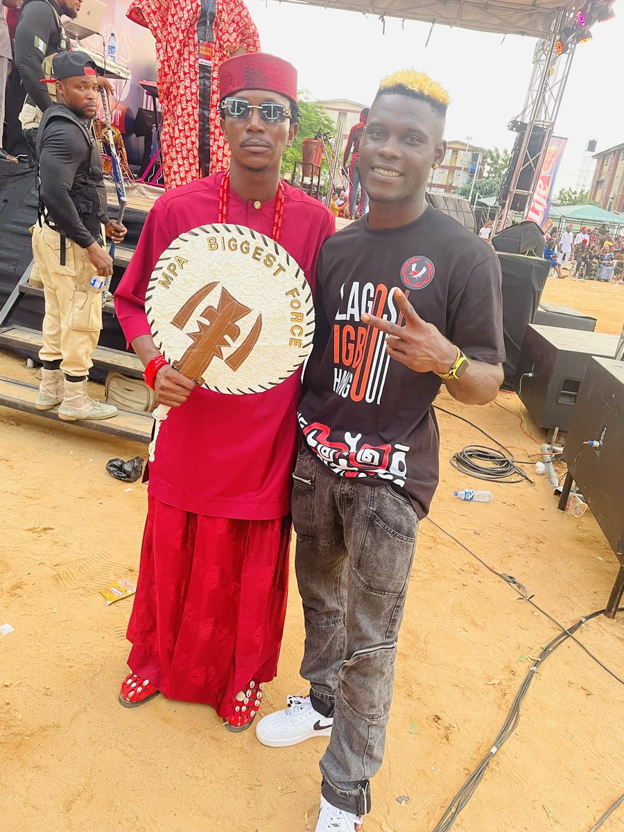 isekolowo_emmyg's tweet image. Backstage vibes with the biggest force at the Igbo Lagos hangout! 🔥👊 #IsekolowoEmmygold #LagosIgboHangout"