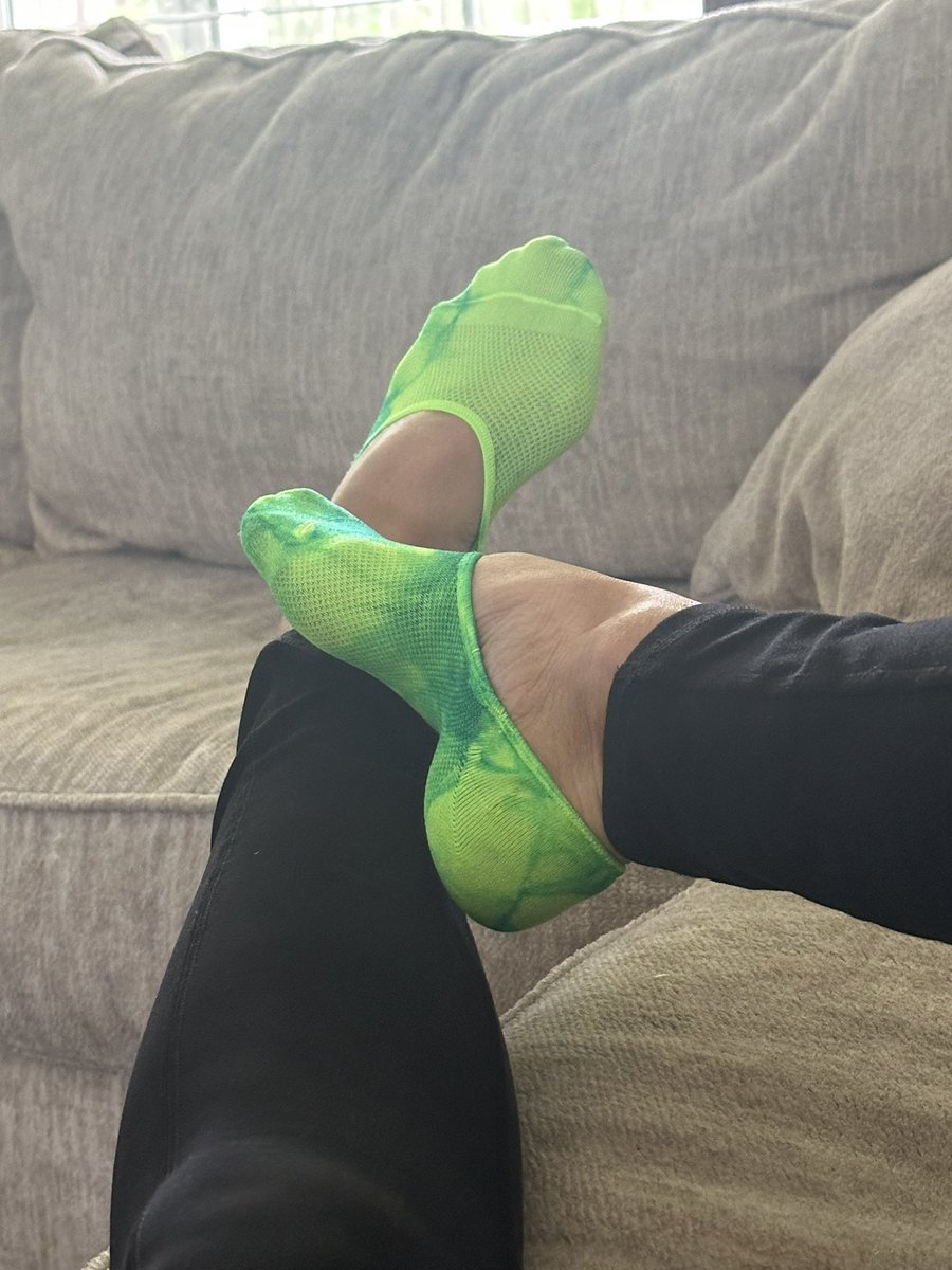 Come unwrap these soles 😘