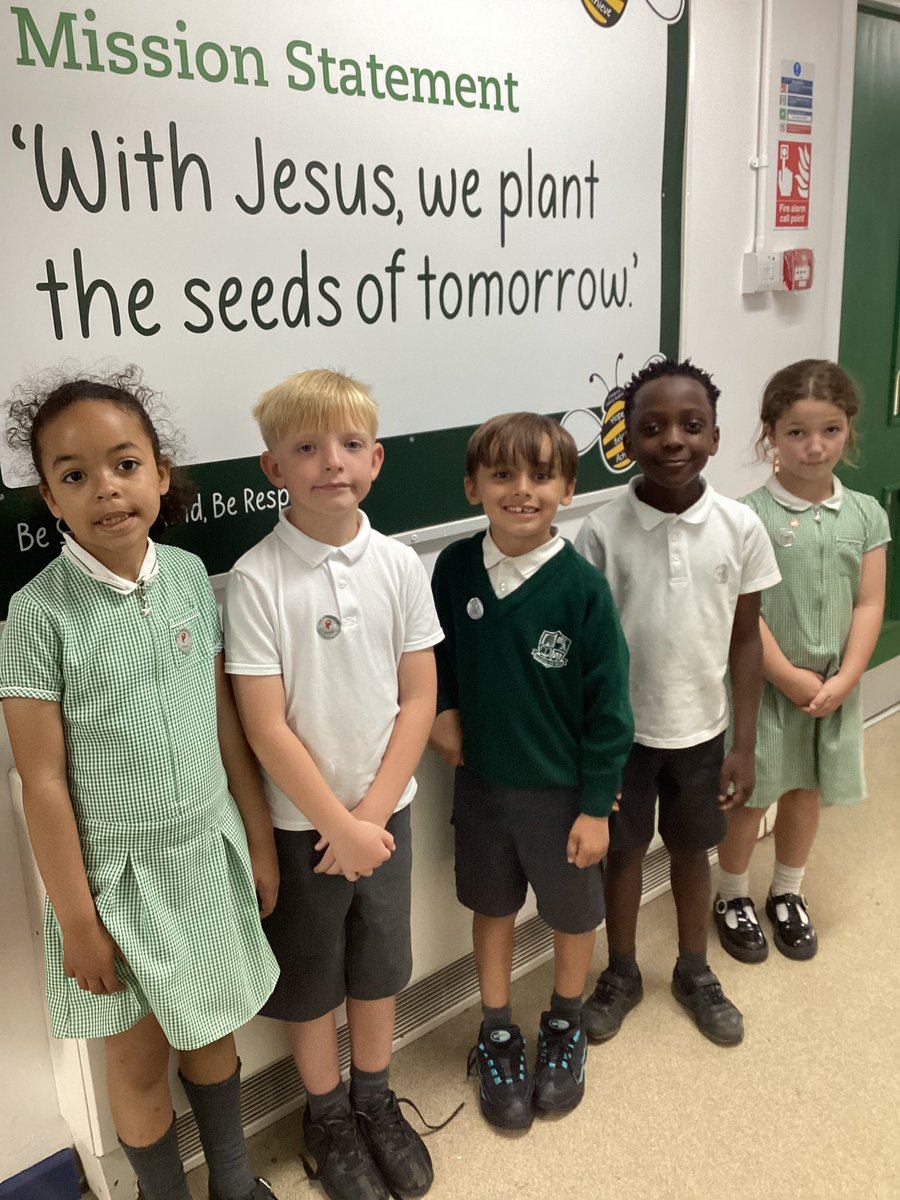 Well done our 97+% attendance winners for this term! We are so proud of all that you have achieved by meeting our school attendance target. Keep it up for next year! #Improvingattendance 👏🏼